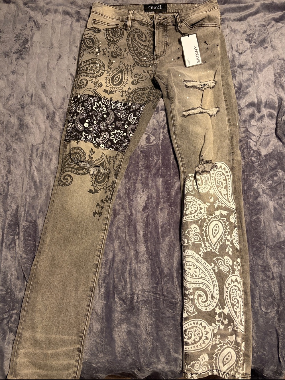 Rue21 Olive Gray Paisley Patch Skinny Jeans